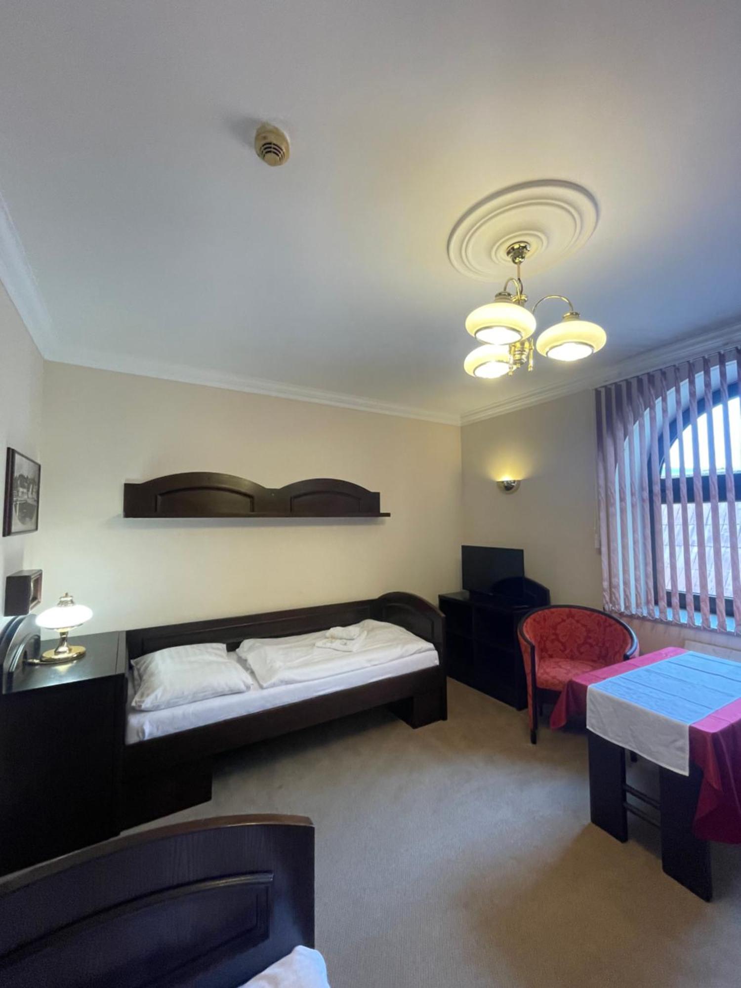 Hotel Bravo Ceska Trebova Ngoại thất bức ảnh