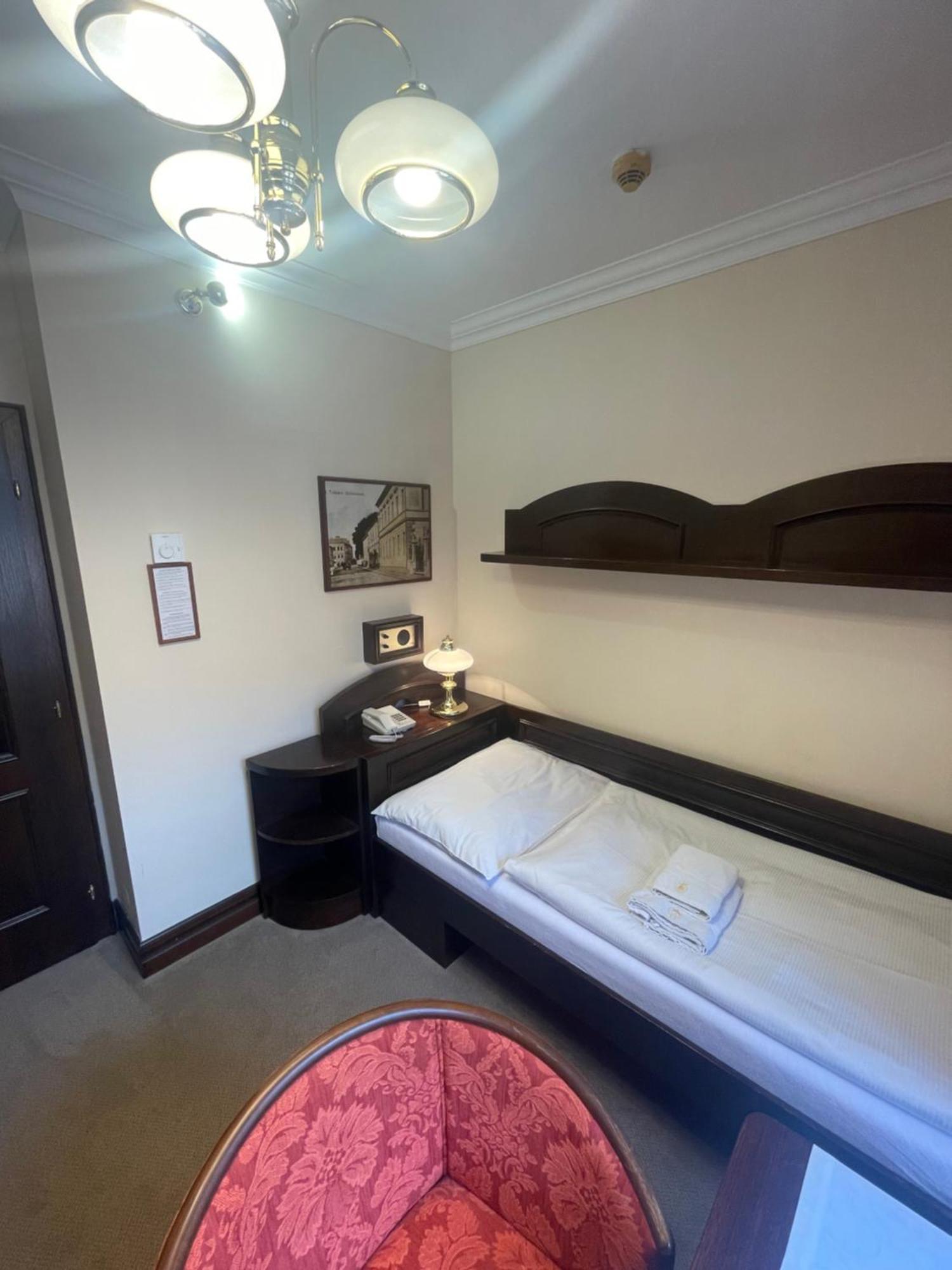 Hotel Bravo Ceska Trebova Ngoại thất bức ảnh